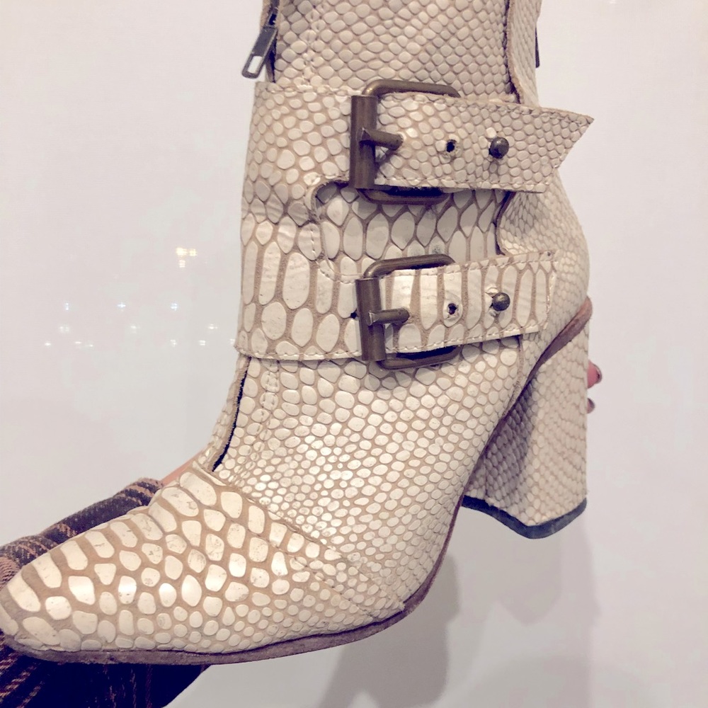 Joey by freebird Steve madden